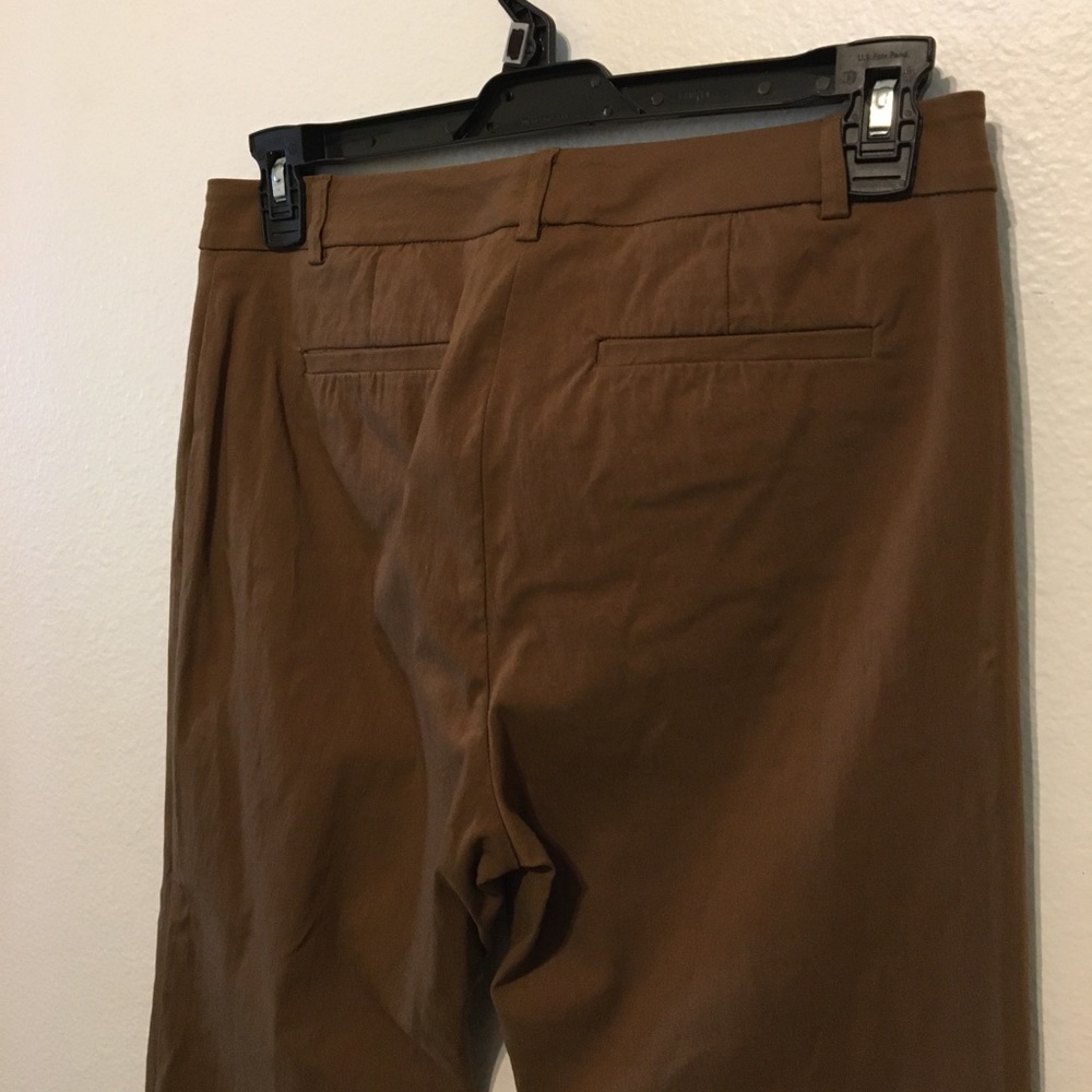• Brown Dress Pants • - Picture 7 of 8